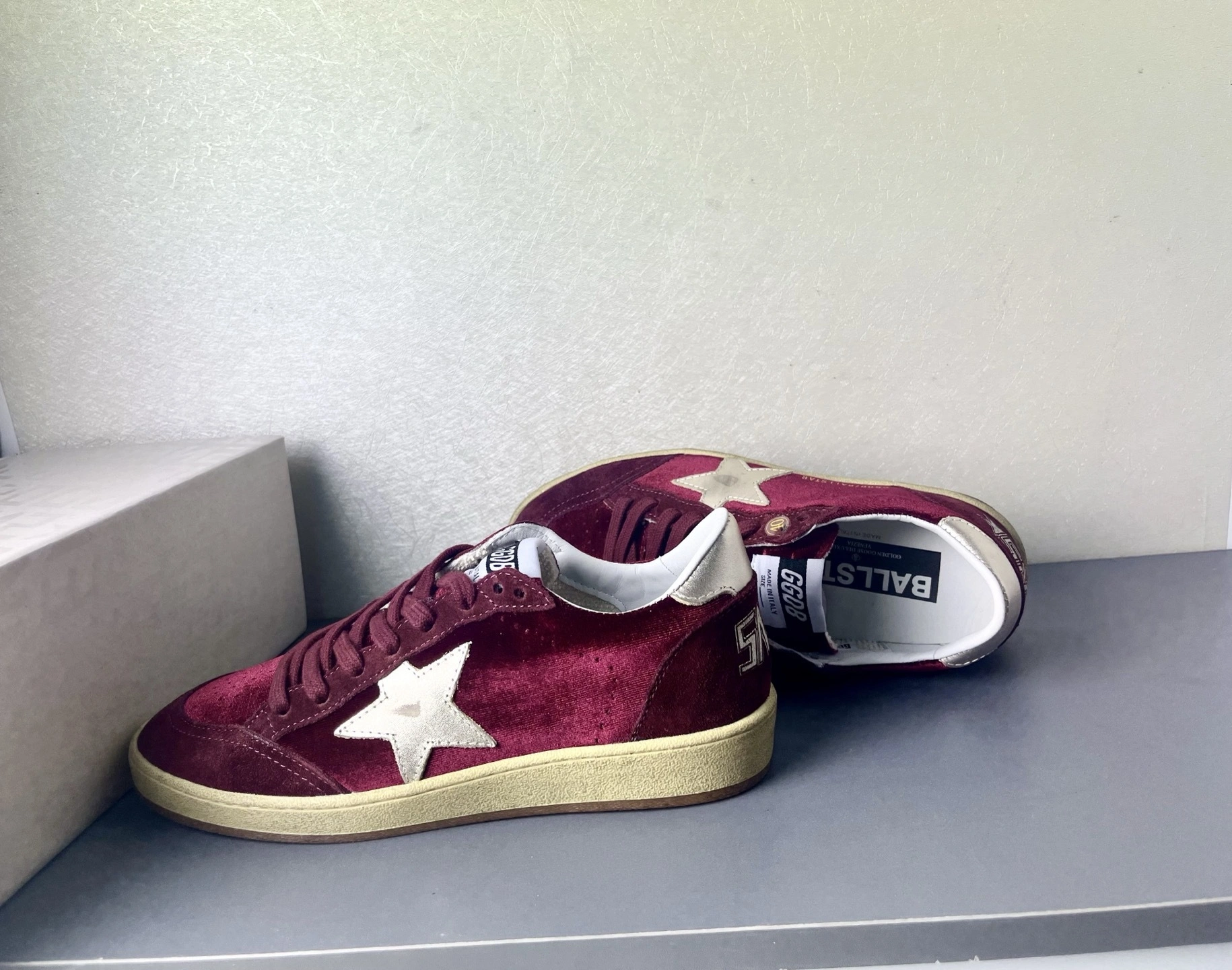 OOBB-- 6642 GWF00117.F007476.40533 Deluxe Brand Ball-STAR cowhide item:E-X018I2315
